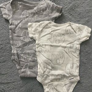 Gerber Baby Elephant Short Sleeve Bodysuit - 0-3 Months